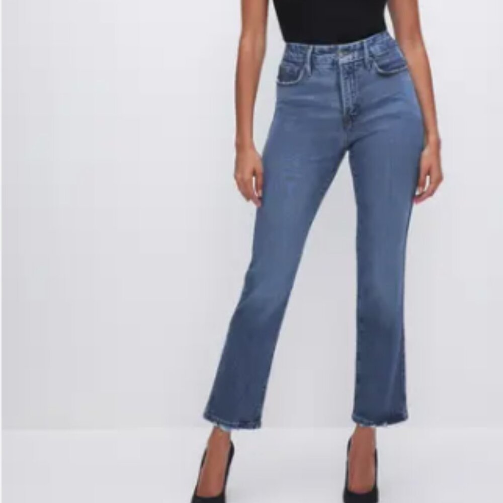 Good American Straight Leg Jeans in Medium Blue Wash